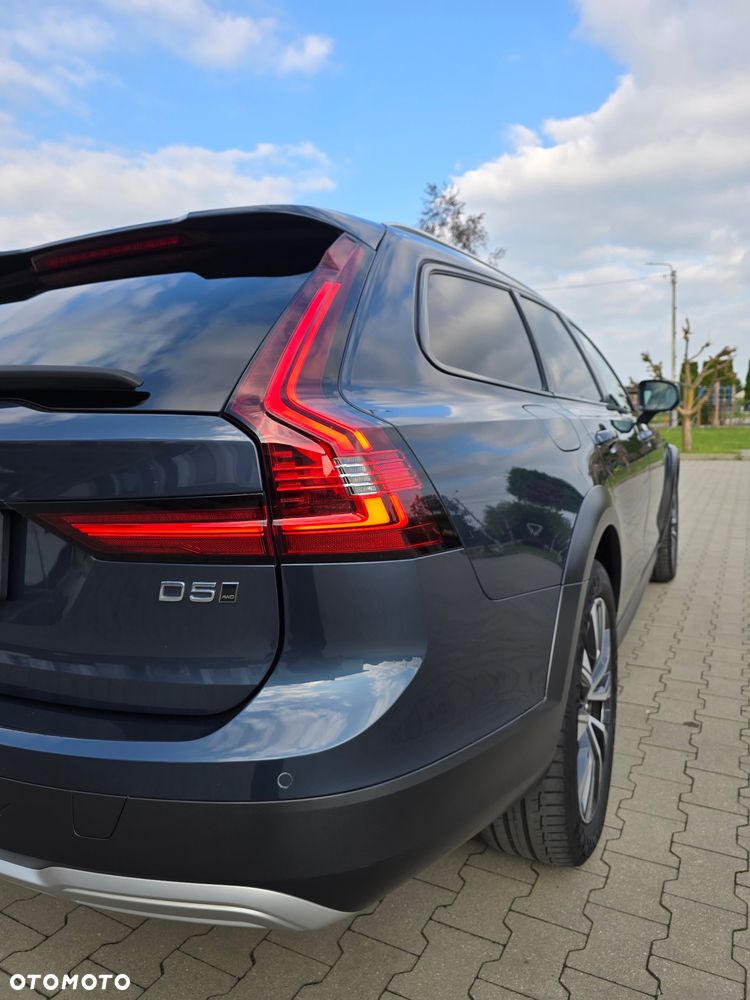Volvo V90 Cross Country D5 AWD Geartronic - 13