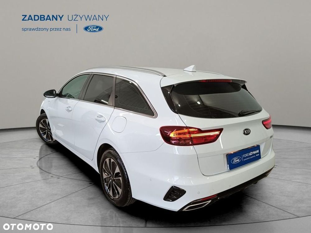 Kia Ceed 1.6 GDI PHEV L DCT - 4