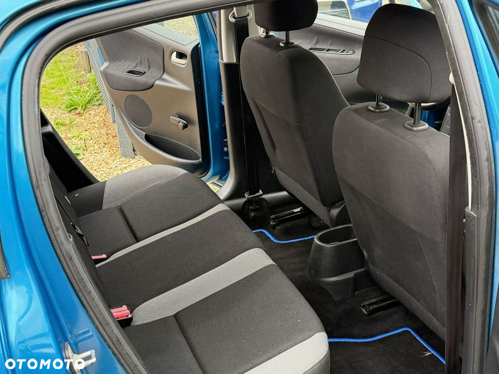 Peugeot 207 - 19