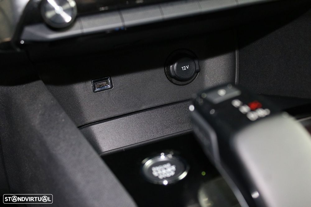 Peugeot 3008 1.6 Hybrid Allure Pack e-EAT8 - 24