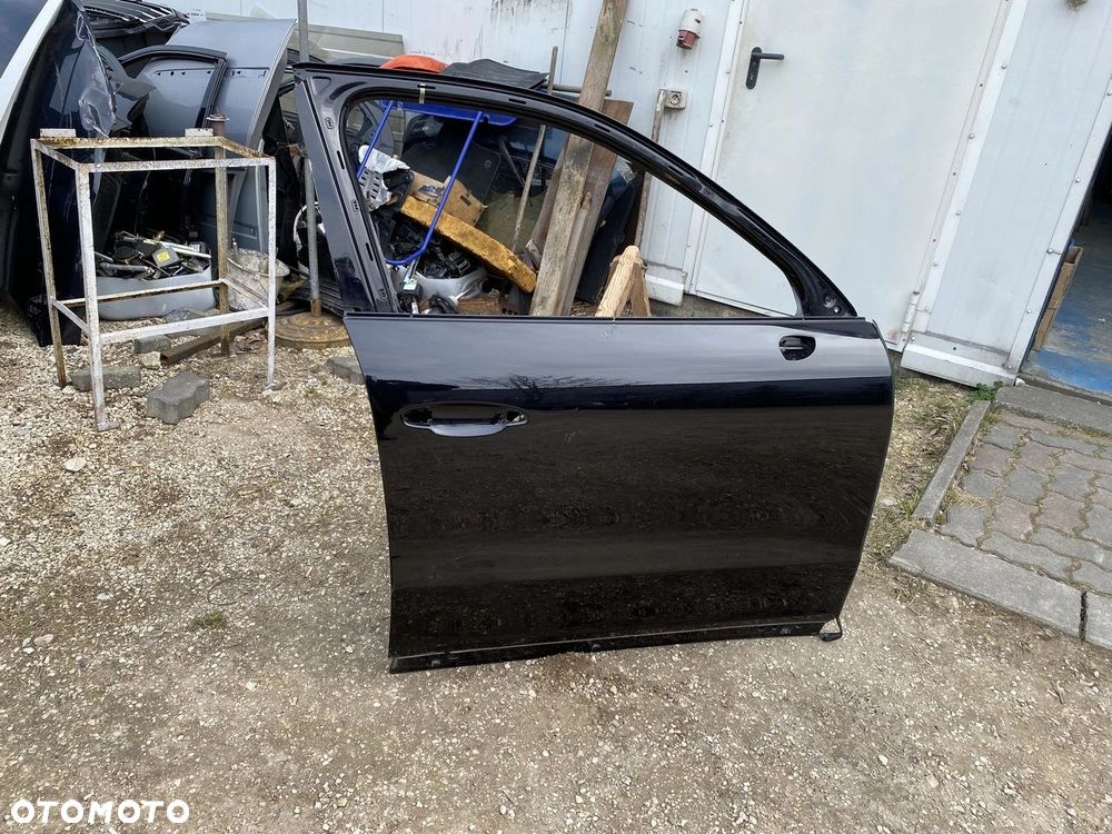 DRZWI PRZEDNIE PRAWE PORSCHE CAYENNE III 3 18- 9Y0831312C - 1