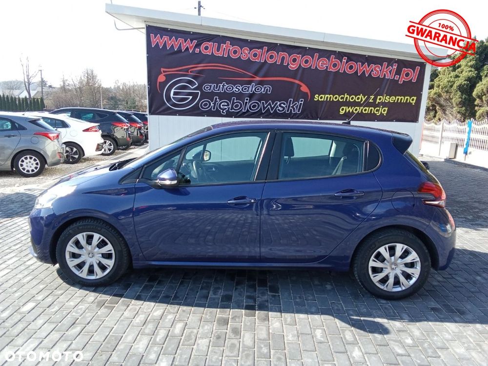Peugeot 208 - 14
