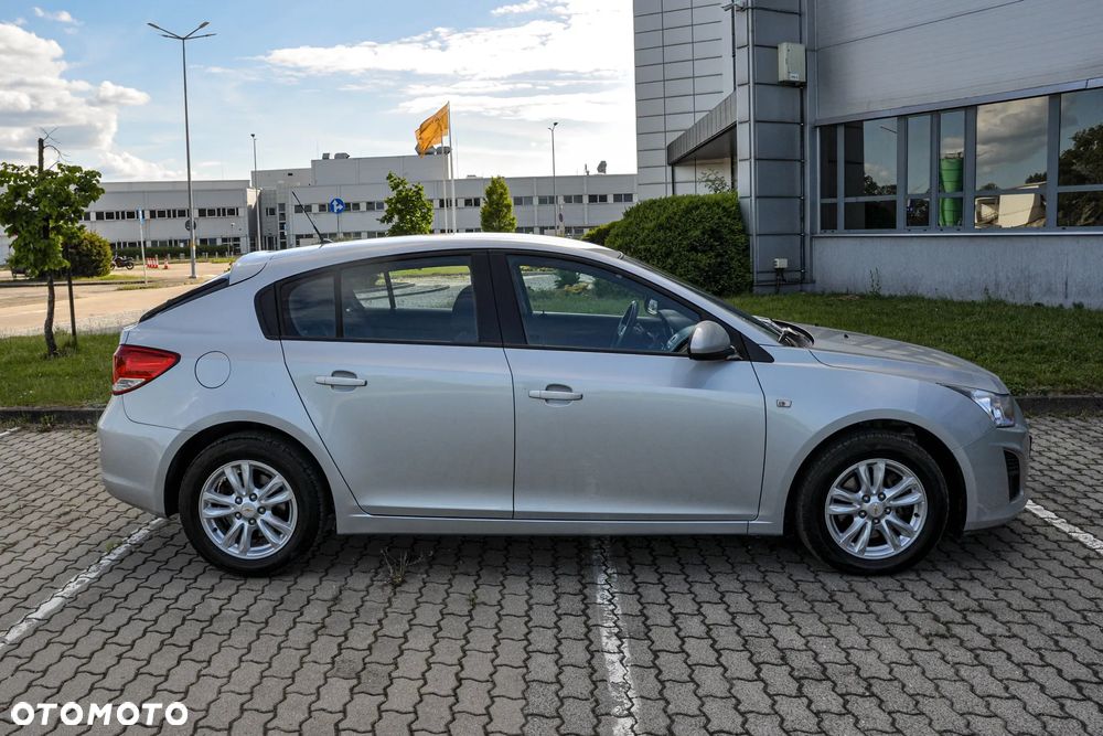 Chevrolet Cruze - 5