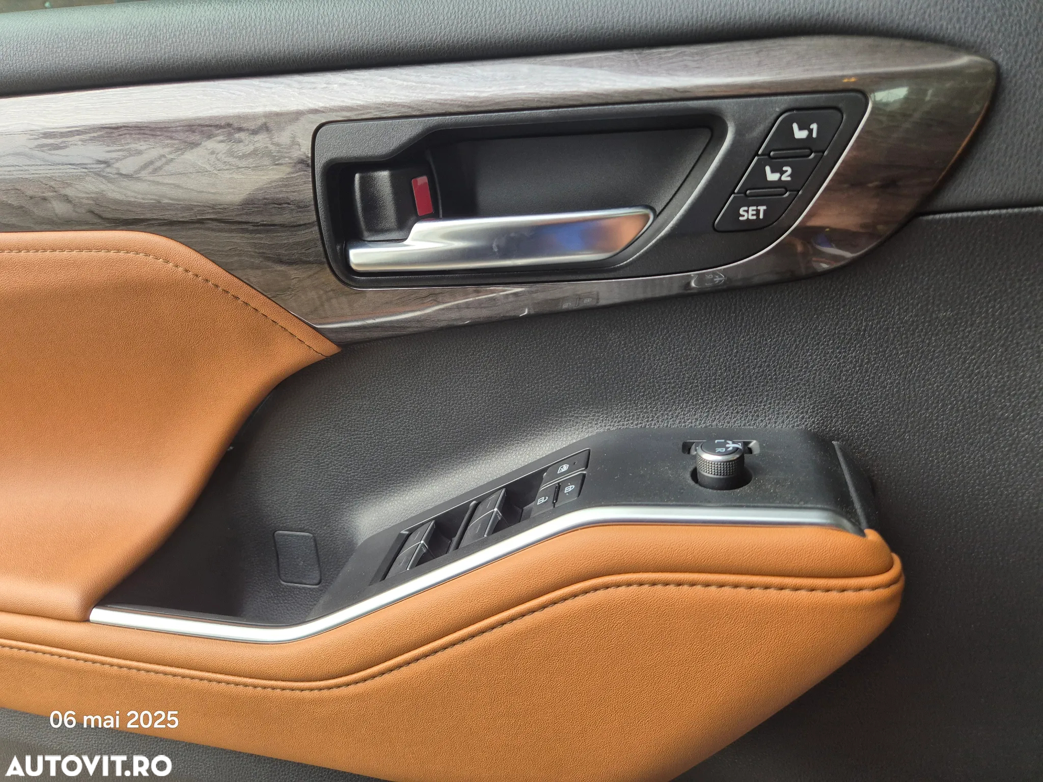 Toyota Highlander 2.5 L Hybrid Dynamic Force 248CP Luxury Metallic - 34
