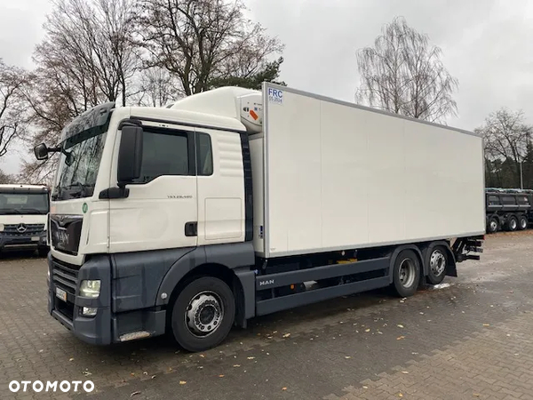 MAN TGX 26.460 6X2 CHŁODNIA z agregatem+winda BAR