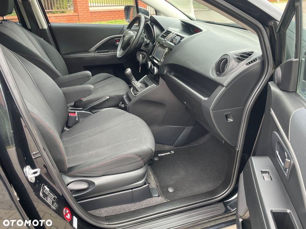 Mazda 5 - 7