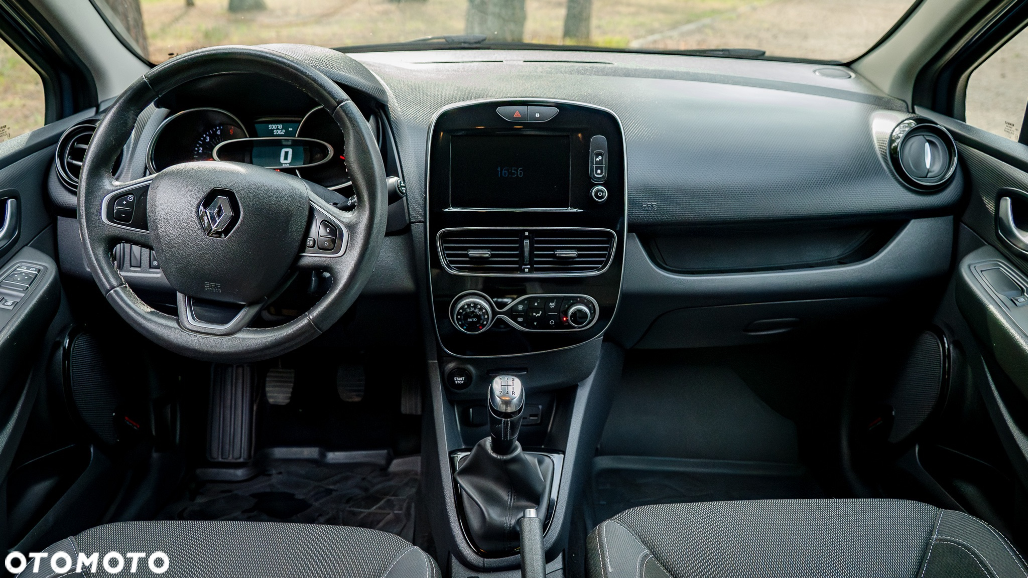 Renault Clio 1.5 dCi Energy Alize - 20