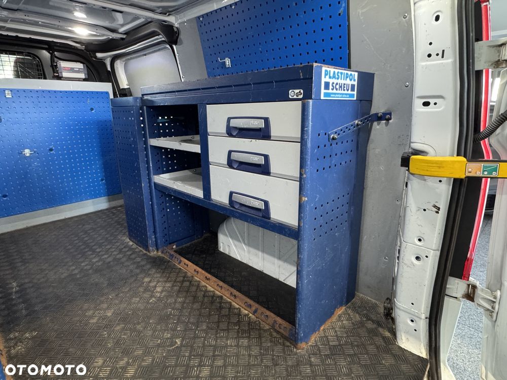 Ford Transit Custom - 11