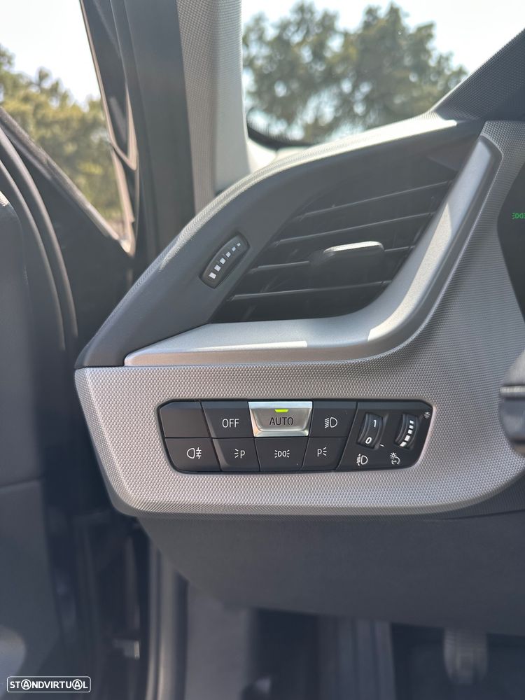 BMW 116 i Advantage — fotografia 21