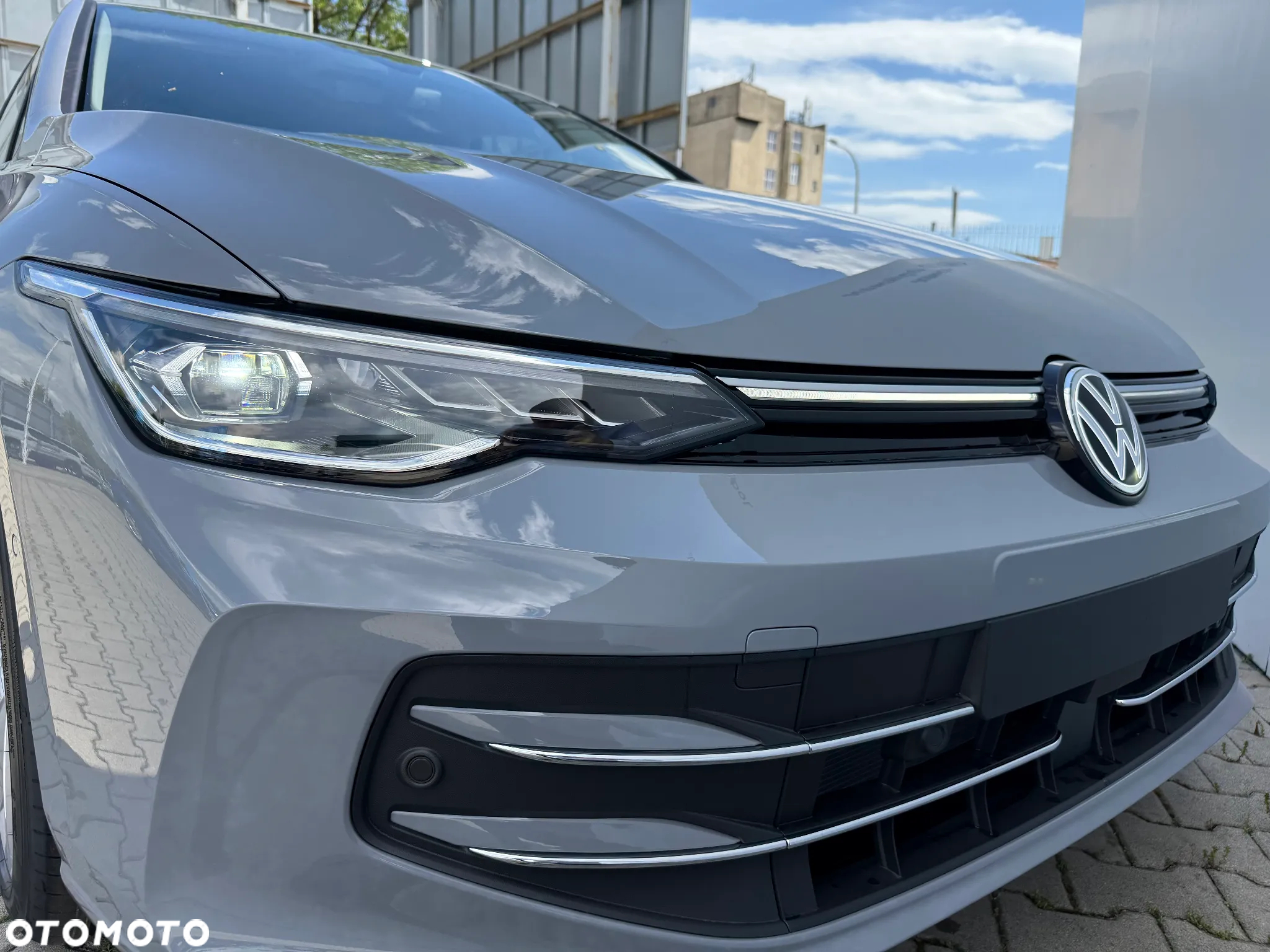 Volkswagen Golf - 9