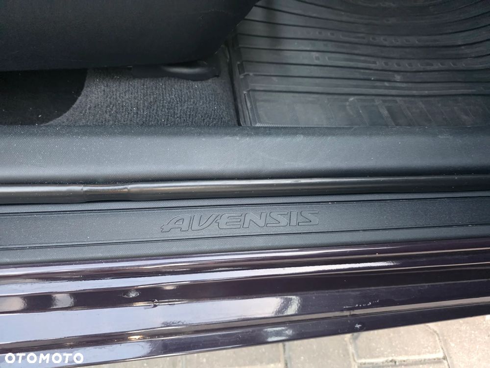 Toyota Avensis 1.8 Executive - 27