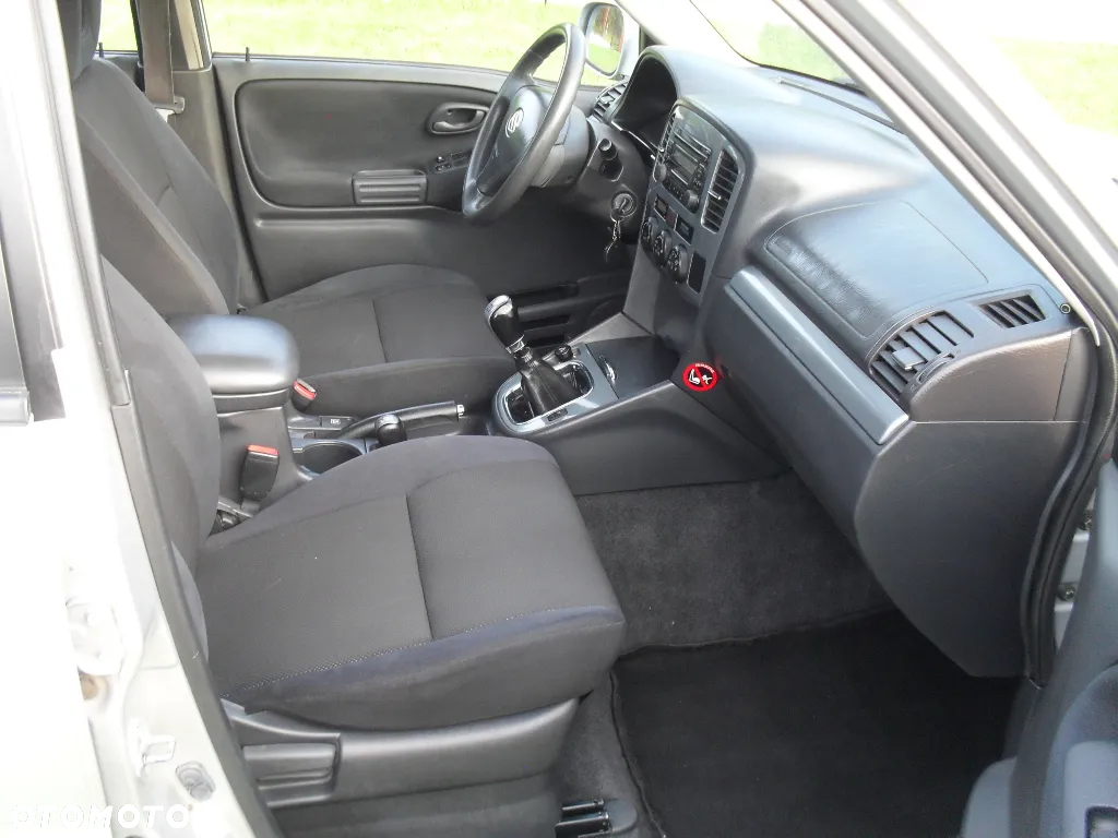 Suzuki Grand Vitara 2.0 - 20