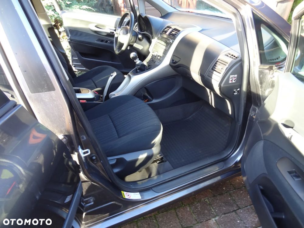Toyota Auris 2.0 D-4D - 22