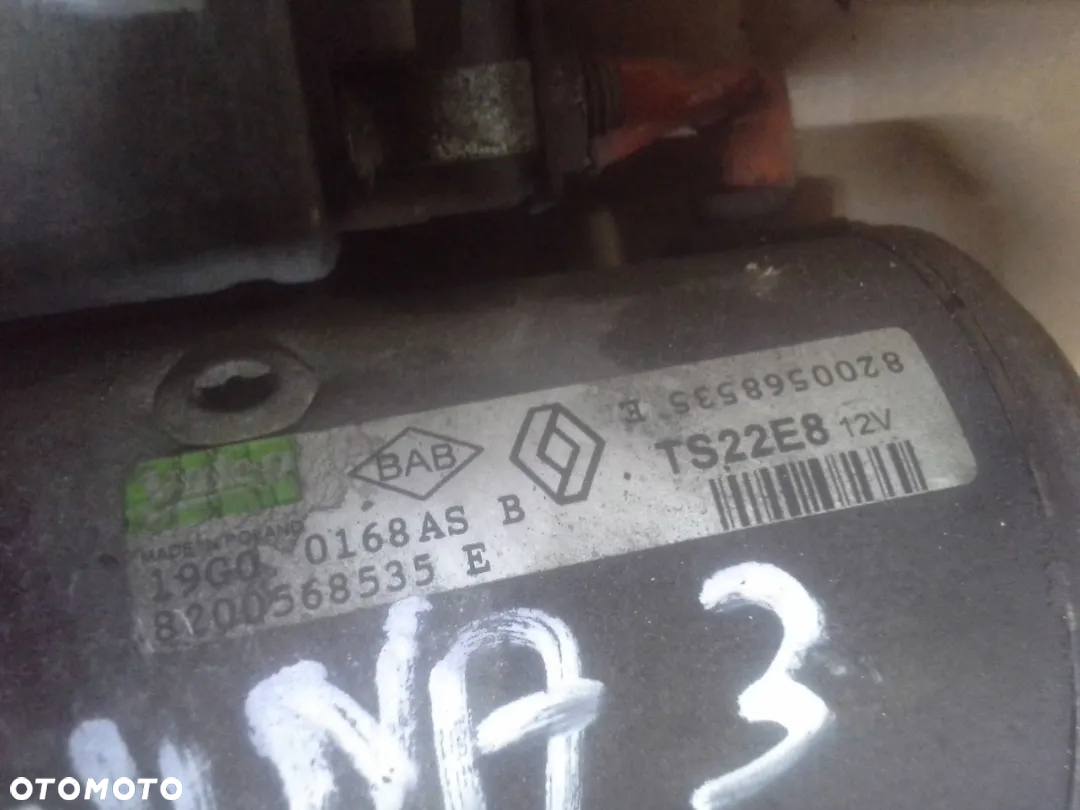 Renault Laguna III 2.0 DCi rozrusznik TS22E9  8200568535E - 2