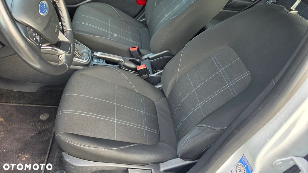 Ford Fiesta 1.1 S&S COOL&CONNECT - 16