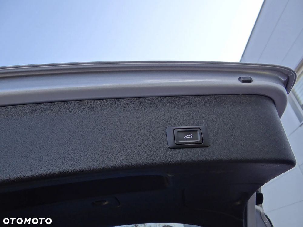Audi A4 Allroad 2.0 TDI DPF S tronic - 14