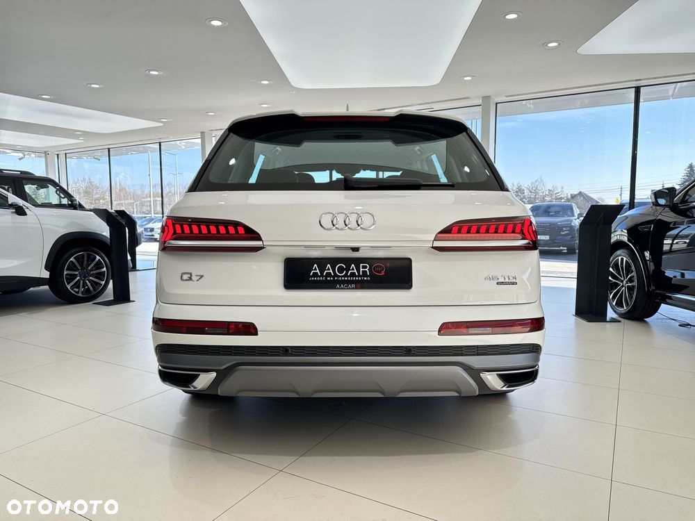 Audi Q7 - 4