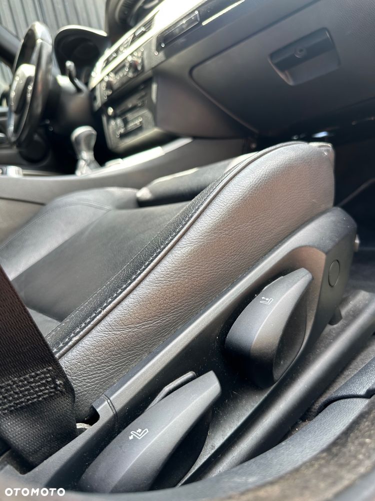 BMW Seria 3 330d - 8