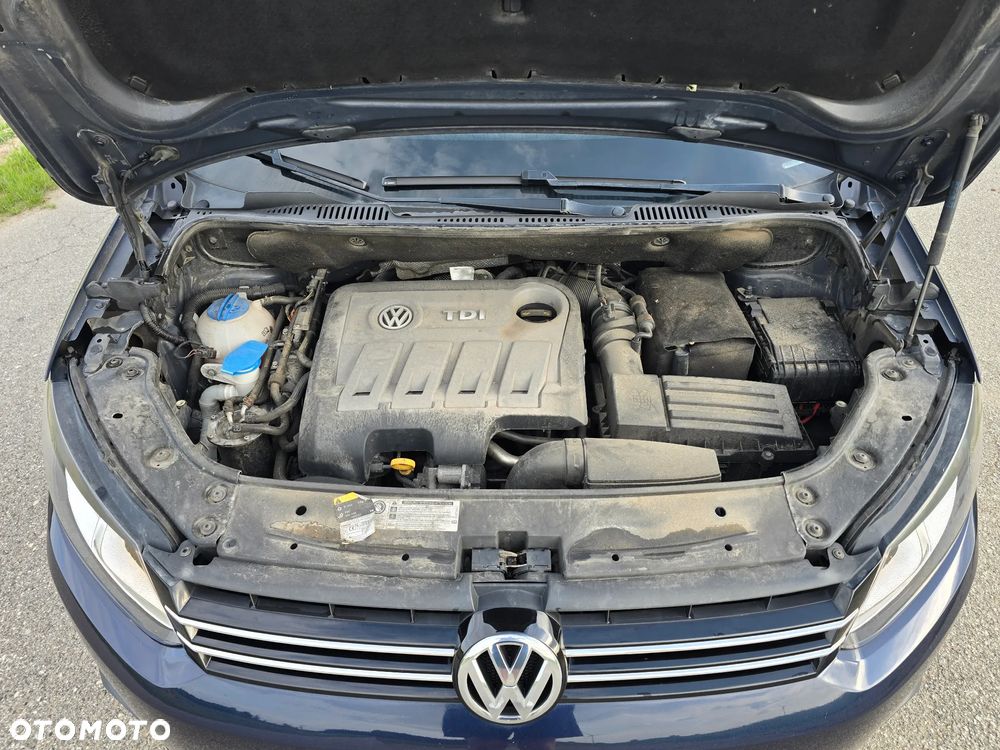 Volkswagen Touran 2.0 TDI DPF DSG Highline - 25