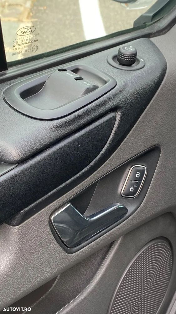 Ford Transit Custom - 22