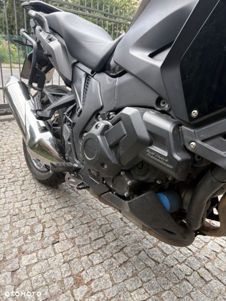 Honda VFR - 4