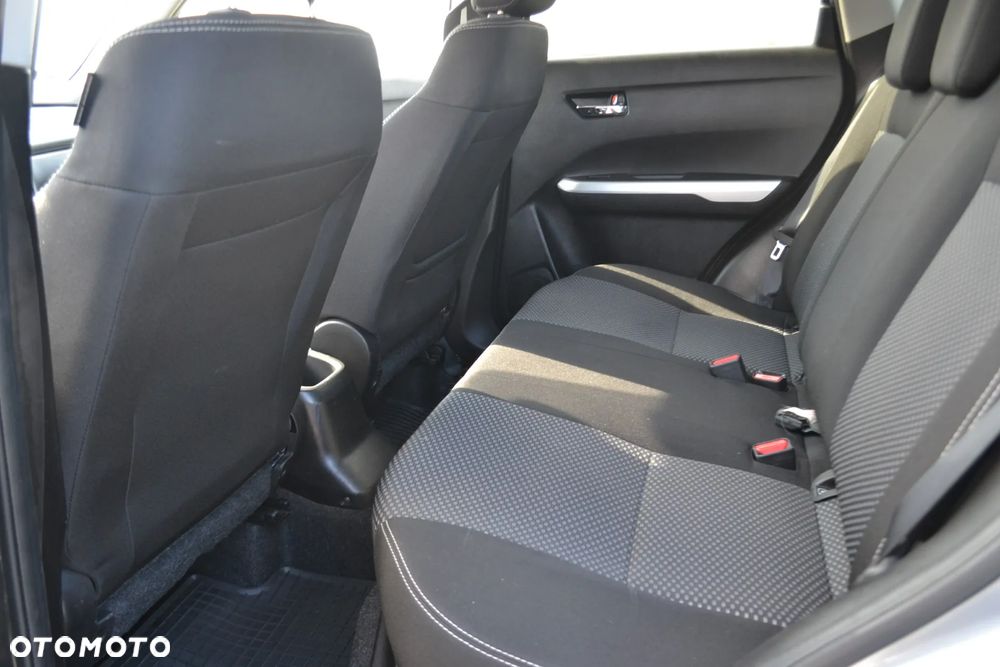 Suzuki Vitara - 7