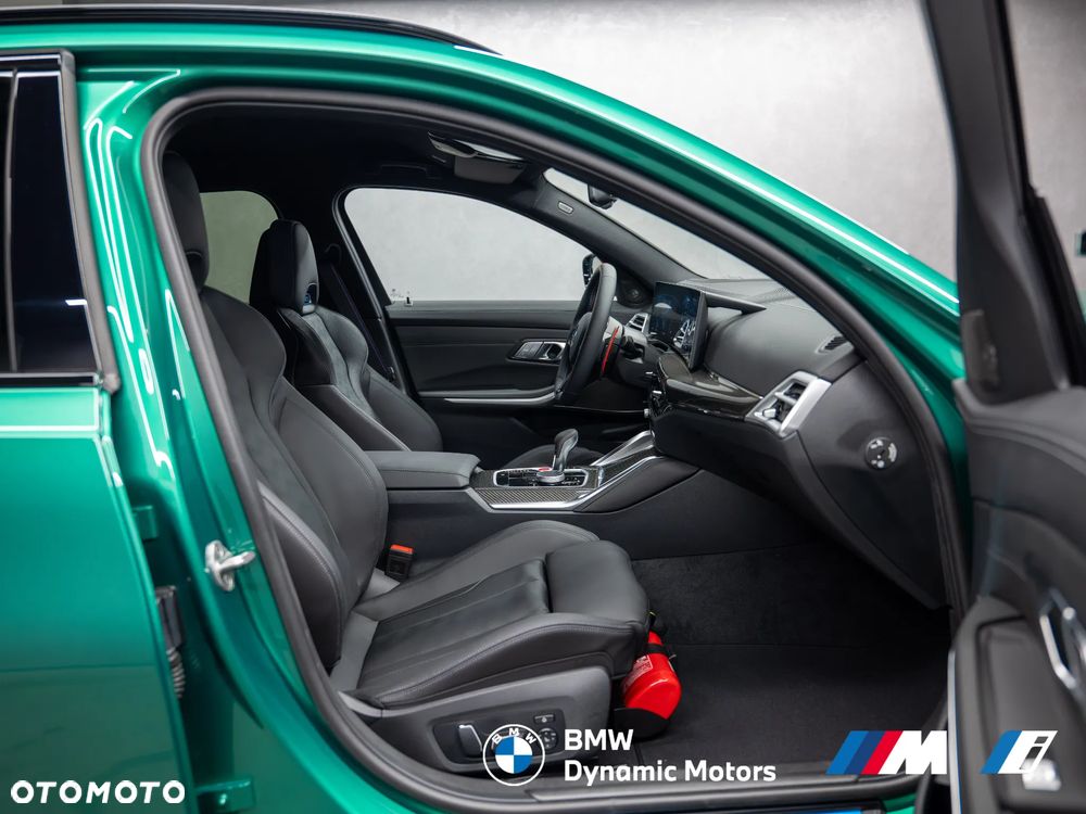 BMW M3 Competition M xDrive - 24