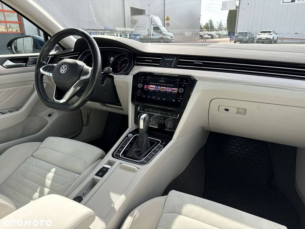 Volkswagen Passat 2.0 TSI Elegance DSG - 21