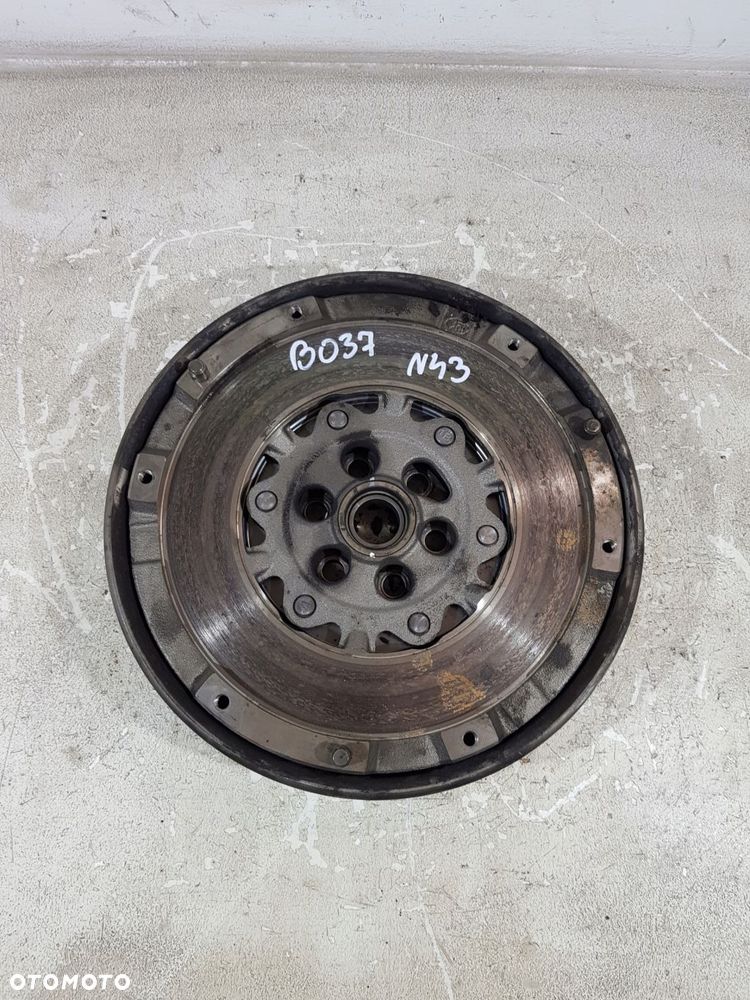 koło dwumasowe 7594444 bmw e90 e91 lci eur 2.0b n43b20ay - 1