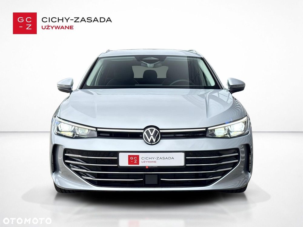 Volkswagen Passat - 2