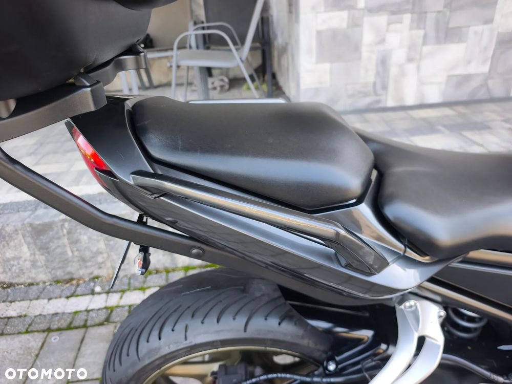 Yamaha FZ - 10