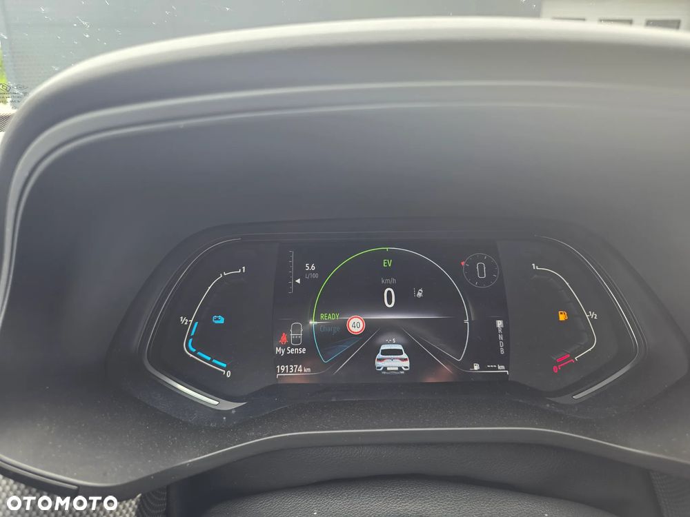 Renault Arkana E-TECH 145 R.S.LINE - 9