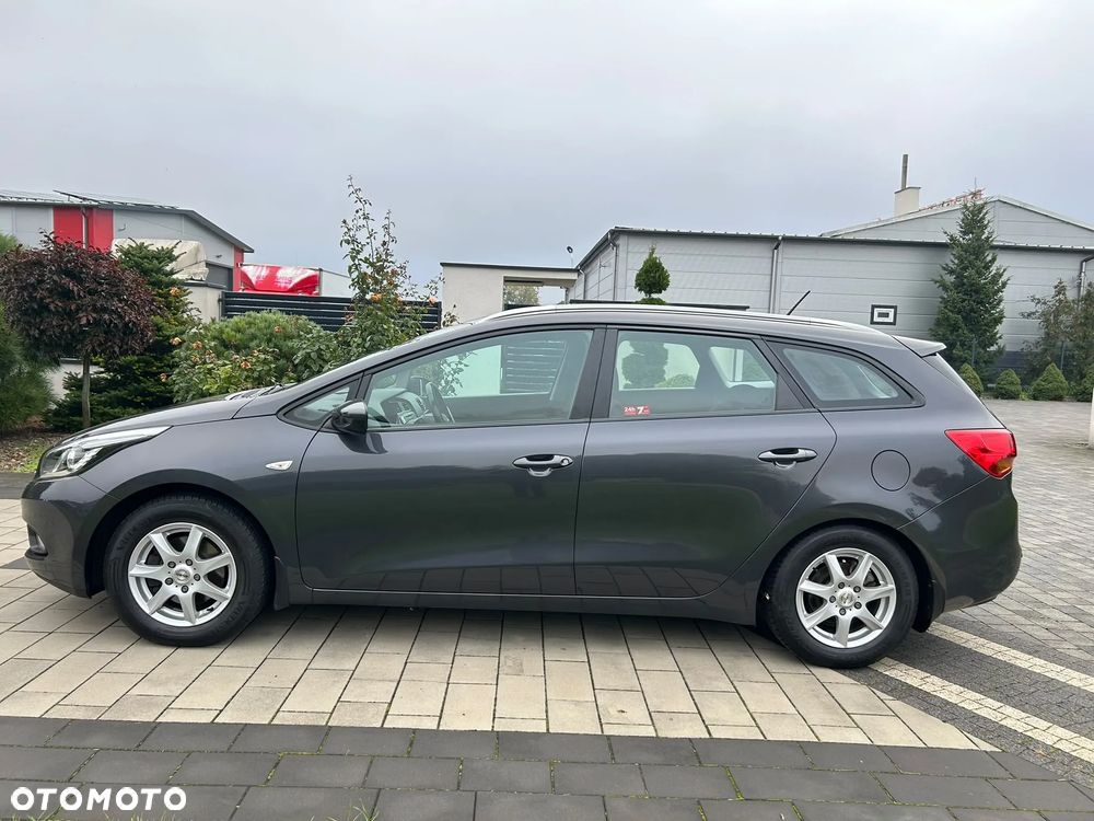 Kia Ceed - 7