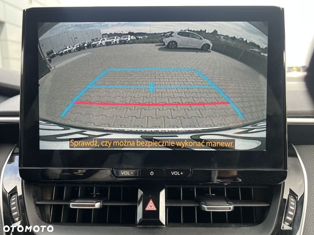 Toyota Corolla 1.8 Hybrid Style - 17