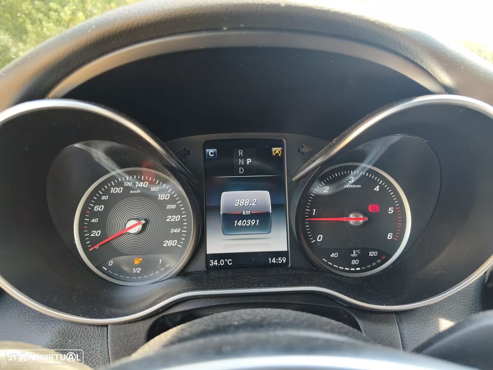 Mercedes-Benz C 220 d Cabrio Aut. - 17