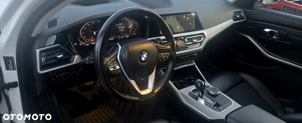 BMW Seria 3 320d M Sport - 19