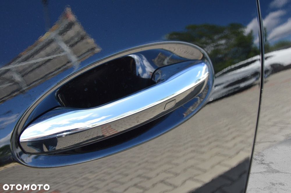 Mercedes-Benz GLC - 11