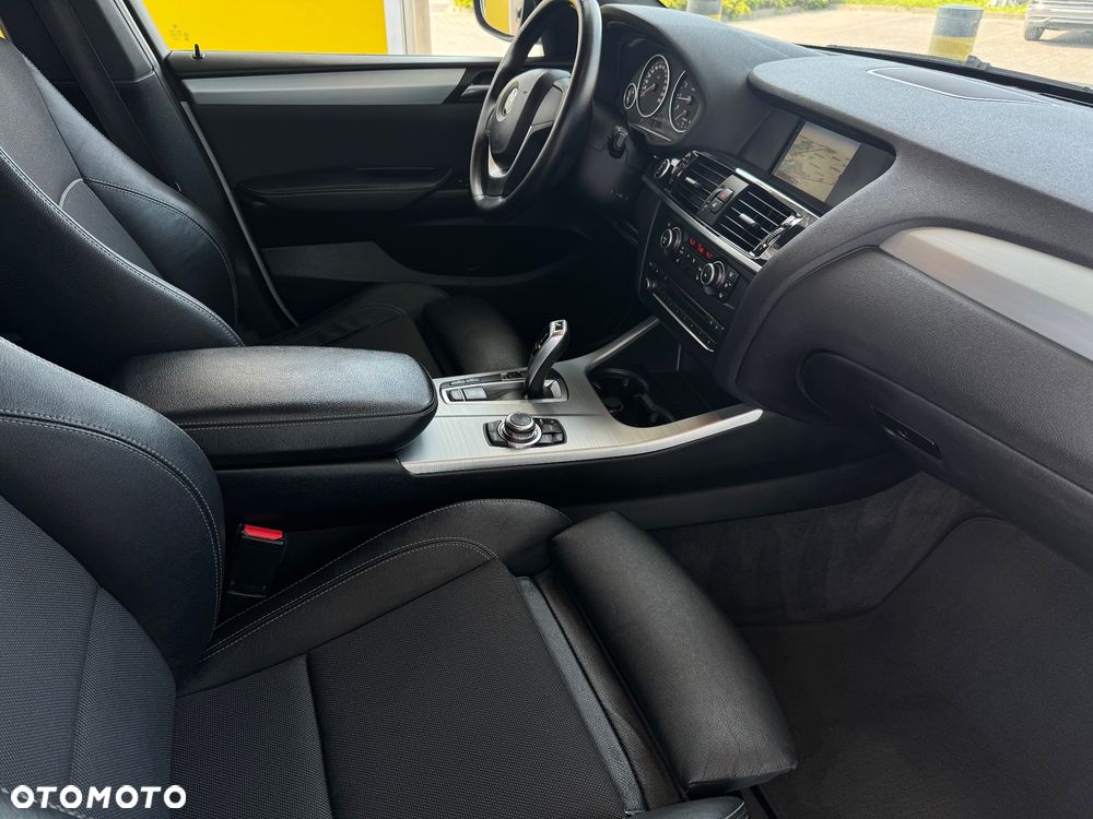 BMW X3 xDrive28i Sport-Aut - 17