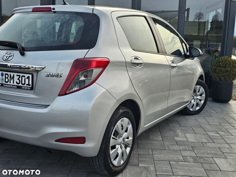 Toyota Yaris 1.33 Prestige - 30