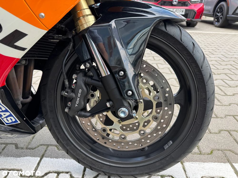 Honda CBR - 12