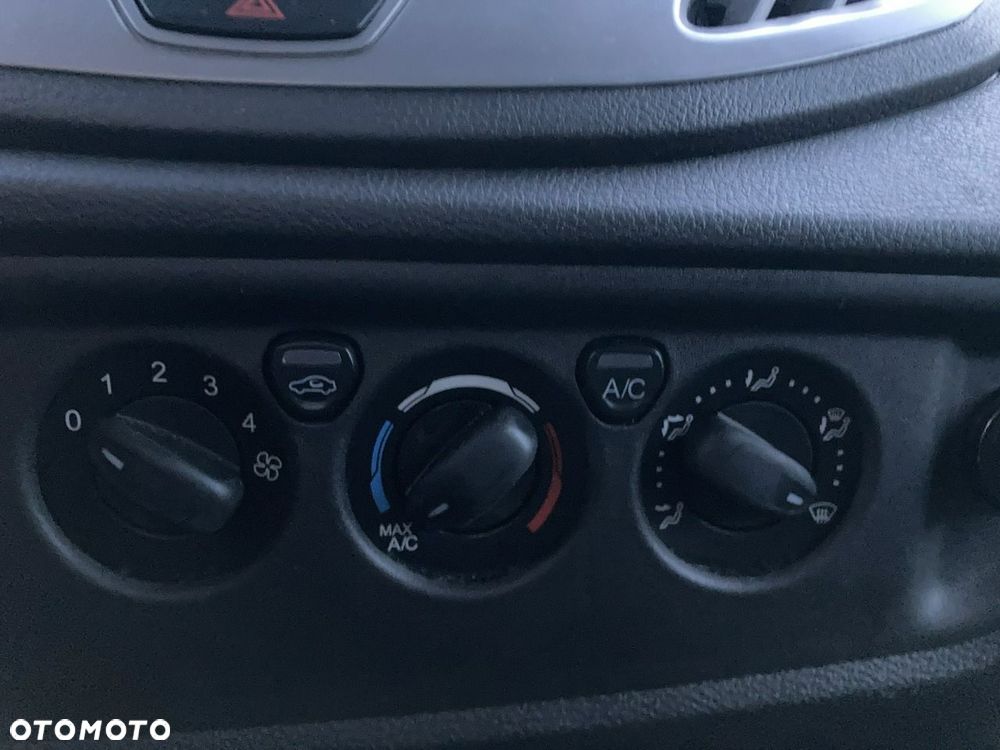 Ford Transit - 6