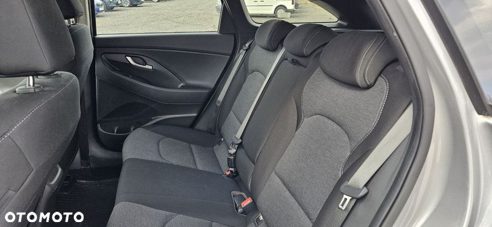 Hyundai i30 1.0 T-GDI Smart DCT - 28