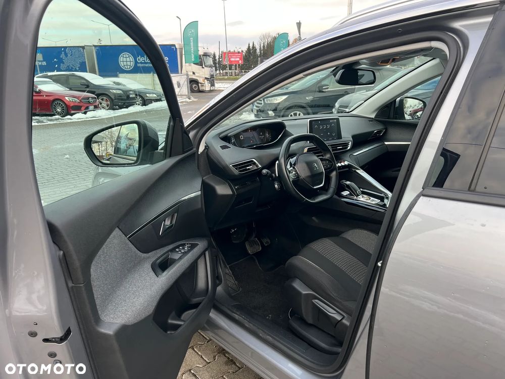 Peugeot 5008 PureTech 130 EAT6 Active - 7