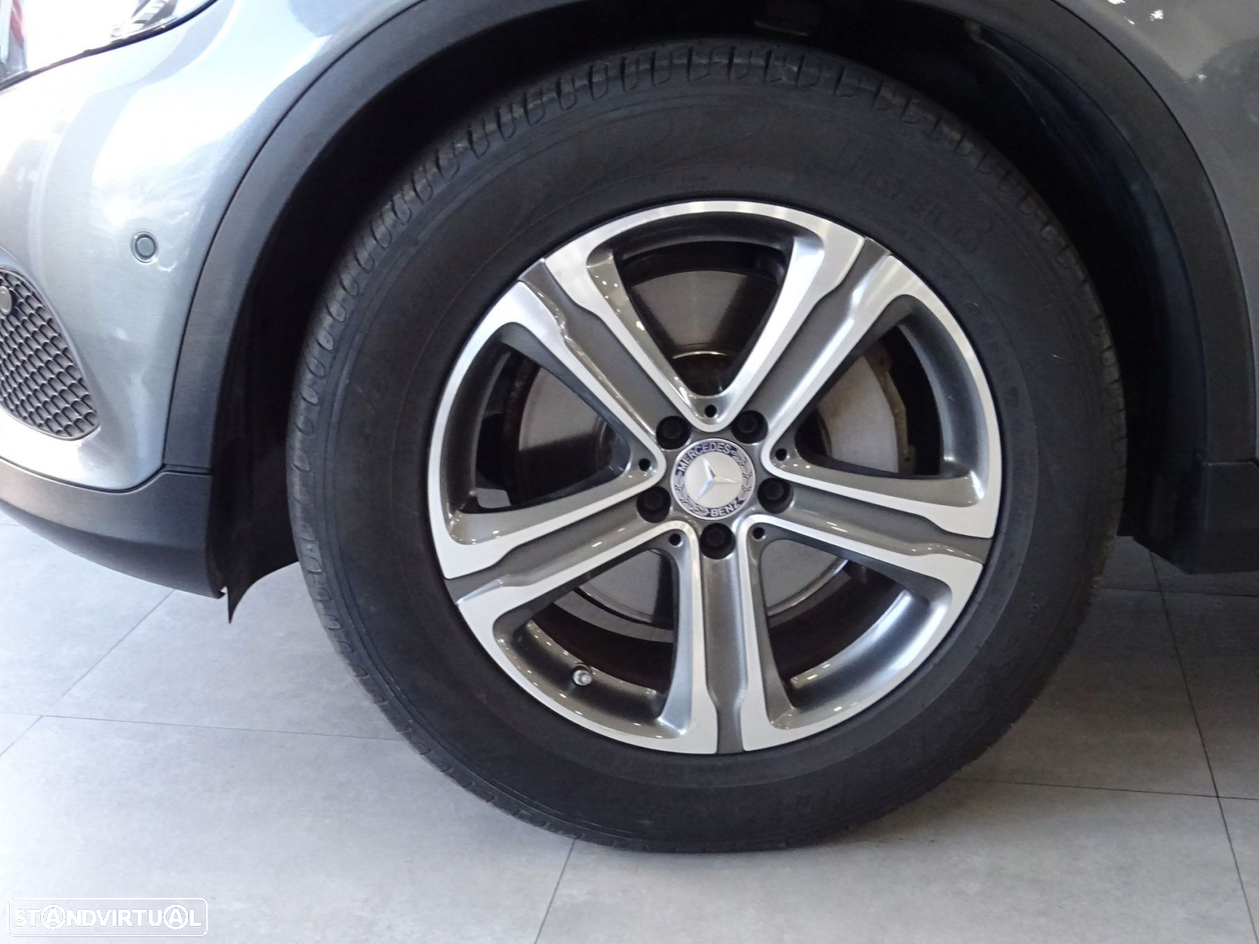Mercedes-Benz GLC 220 - 8