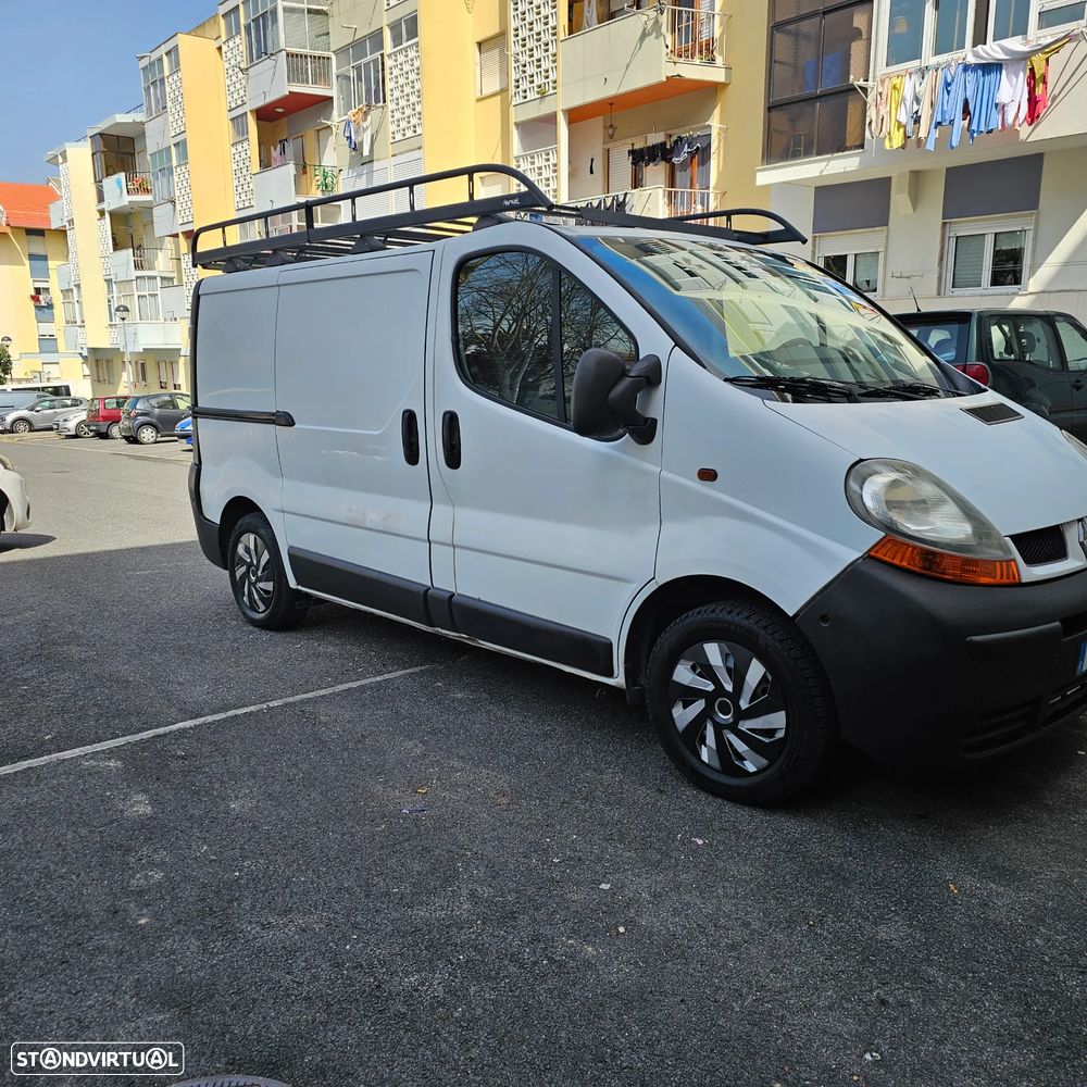 Renault Trafic - 1