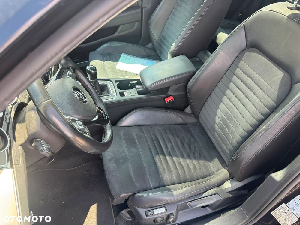 Volkswagen Passat 2.0 TDI (BlueMotion Technology) Highline - 7