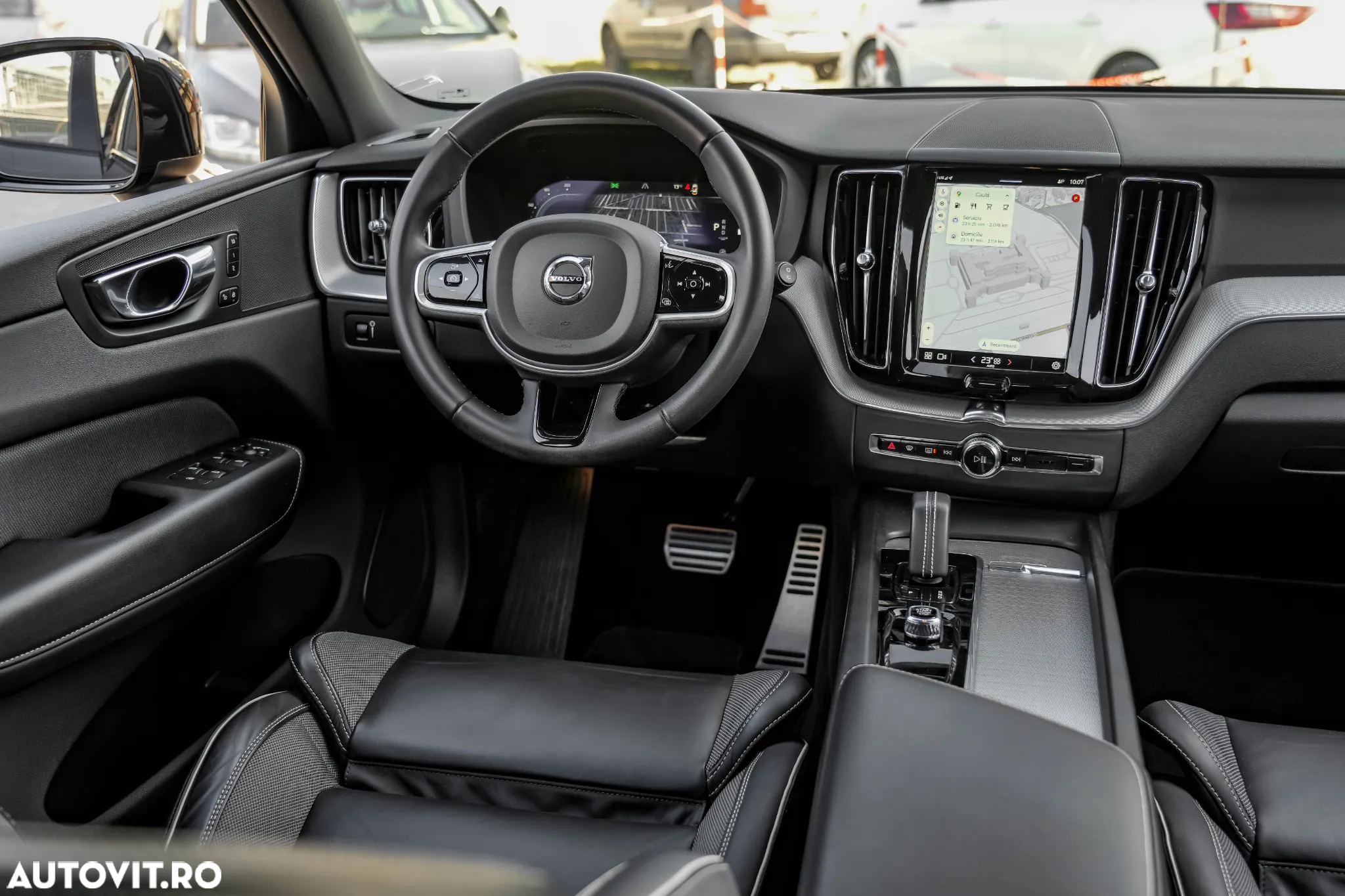 Volvo XC 60 B5 MHEV AT8 AWD R-Design - 9