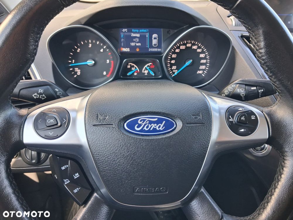 Ford Kuga 2.0 TDCi 4x4 Titanium - 15