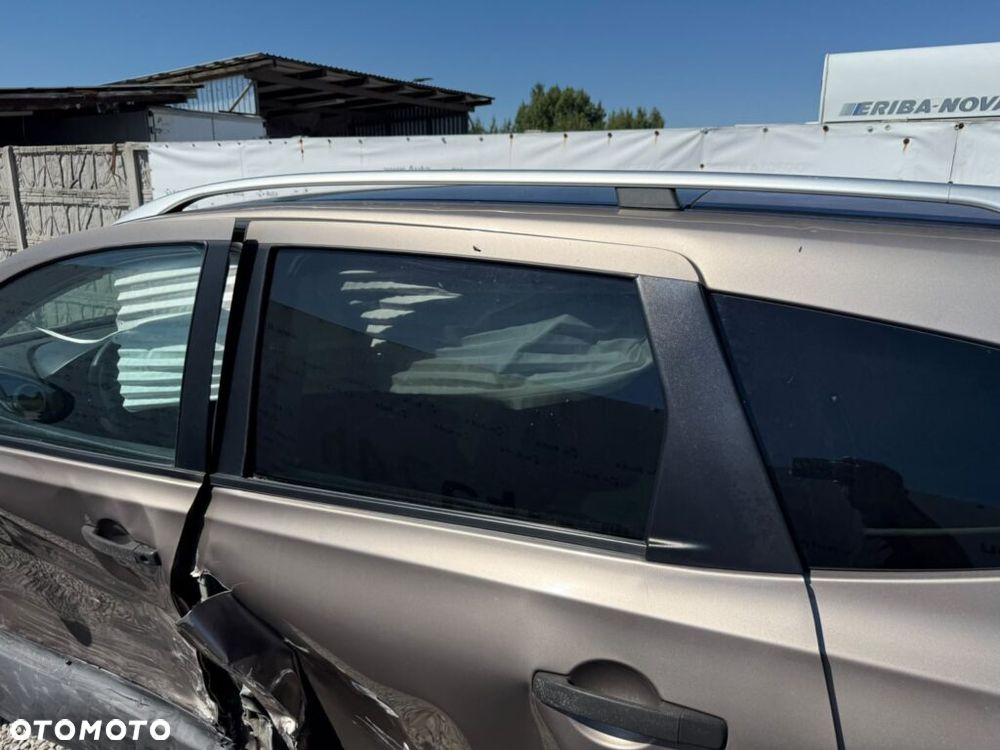 Nissan Qashqai+2 2.0 Visia - 18
