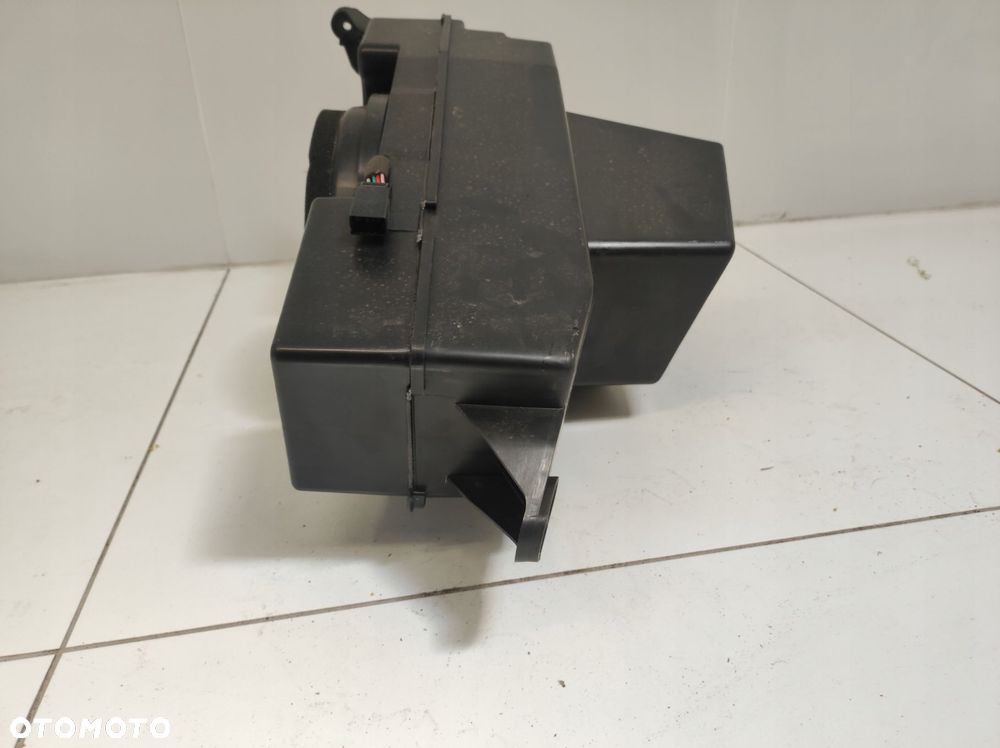 głośnik niskotonowy subwoofer vinfast vf9 - 6